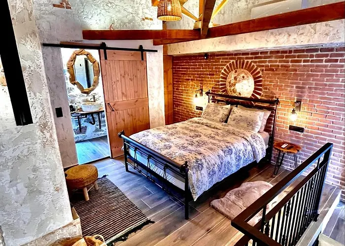 Domek alpejski Olive Stone House *