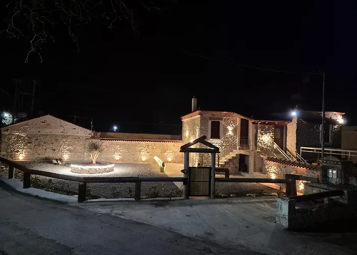 Olive Stone House Domek alpejski Aliartos